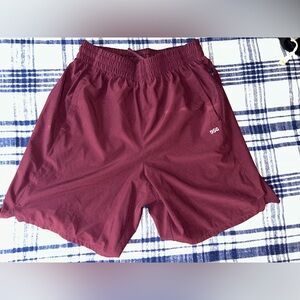 Men’s small maroon shorts
